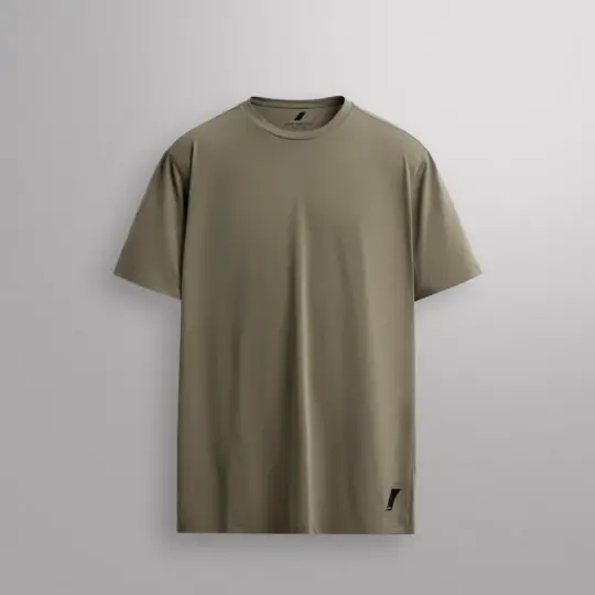 BASIC T-SHIRT